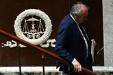 La Comisión parlamentaria de la Asamblea Nacional achaca al primer ministro de Francia de no haber actuado contra los abusos en las escuelas
