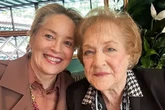 Sharon Stone anuncia el fallecimiento de su madre a los 91 años, ocurrido hace dos meses: "Acabo de procesarlo"
