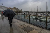 Una vaguada atlántica activa avisos en Cataluña y Baleares por fuertes lluvias, tormentas y olas