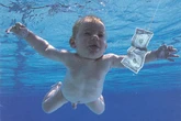 Nueva derrota judicial para el bebé desnudo en la portada del disco de Nirvana: "No tiene nada que ver con pornografía infantil"