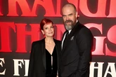 El brutal disco venganza con el que Lily Allen ha dejado en evidencia a su ex, David Harbour, acusado de acoso