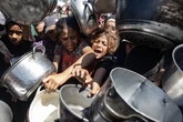 Mueren 25 personas en ataques israelíes mientras trataban de conseguir comida en medio de una hambruna que deja otras ocho víctimas en 24 horas, entre ellos dos bebés