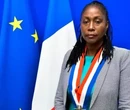 La senadora francesa Annick Petrus cazada en la aduana con 14.000 euros en tabaco