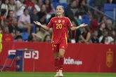 Un doblete de Claudia Pina concreta la remontada ante Inglaterra y mete a España en semifinales de la Nations League