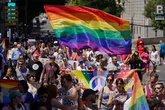España celebra en las calles el Día del Orgullo bajo el lema "ni un paso atrás"