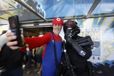 Orgullo friki, calor y colas en el estreno de San Diego Comic-Con Málaga: "Estas son nuestras vacaciones de verano"