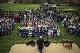 Reformas Trump: guirnaldas dorados y un jardín sin césped