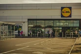 Adiós al ruido del ventilador: el invento de Lidl con temporizador que enfría tu casa y apenas gasta