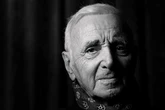 Charles Aznavour: la nariz que le dio problemas con los nazis y se operó con el dinero de Edith Piaf