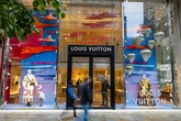 El gigante del lujo LVMH se desploma un 7,82% en bolsa y provoca el 'sorpasso' de su gran rival Hermès en valor de mercado