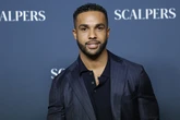 Lucien Laviscount, el galán de 'Emily in Paris': "Úrsula Corberó es una buena amiga mía. Espero que tenga un bebé sano y precioso"