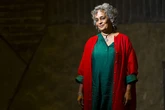 Arundhati Roy: "A las mujeres se nos tacha de rabiosas con demasiada ligereza"