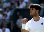 Alcaraz explota su paciencia para derrotar a Fritz y jugará su tercera final de Wimbledon