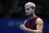 Alcaraz discute con el árbitro, hace desaparecer a Fritz y suma en Tokio su octavo título de la temporada
