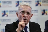 El ex presidente colombiano Uribe, condenado a 12 años de prisión domiciliaria