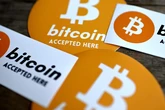 ¿Qué bancos seguirán los pasos de BBVA al ofrecer criptomonedas? CaixaBank, Kutxabank y Renta 4 serán los siguientes