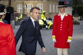 Emmanul Macron acusa de "irregularidades muy importantes" al barco ruso interceptado por las autoridades francesas