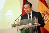 Albares continúa la 'limpieza' en Exteriores y adelanta el cese del embajador en Bélgica que se durmió durante su conferencia
