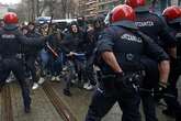 Graves disturbios antes del Athletic-Roma en Bilbao con varias cargas y detenciones