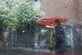 La borrasca Olivier descarga este sábado lluvias en toda la Península y trae abundantes tormentas en el inicio de la Semana Santa