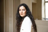 Aliyeh Ataei, la narradora iraní de la guerra: "Las mujeres seguiremos escribiendo aunque intenten borrarnos, es nuestro último acto de resistencia"