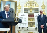 Un iPhone 50 euros más caro para empezar, el inflacionista camino para la tecnología que marcan los nuevos aranceles de Trump