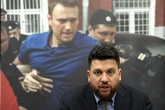 18 años de cárcel en ausencia a un aliado de Navalny y arresto domiciliario para otro disidente que criticó la guerra en Ucrania