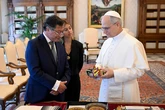 Oleada terrorista en Colombia mientras Petro propone que el Vaticano acoja un proceso de paz