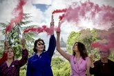 Fumata rosa, las mujeres reclaman su silla en el cónclave: "Es un pecado y un escándalo que seamos excluidas"