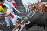 Vídeo de los mejores momentos del octavo y último encierro de San Fermín 2025, hoy 14 de julio