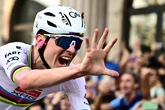 Una doble visita a Alpe d'Huez, 54.450 metros de desnivel y una salida en Barcelona: así será el Tour que podría coronar por quinta vez a Pogacar