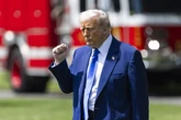 Trump dice que sería "estúpido" rechazar el avión que quiere regalarle la familia real de Qatar para que use como Air Force One