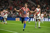 Julián se apunta al 'derbi de los mayores' con un triplete para tumbar al Rayo