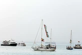 Una embarcación de la Flotilla Sumud rumbo a Gaza es atacada por un dron