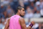 Alcaraz se quita de encima un día incómodo y ya está en cuartos de final del US Open
