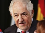 Tres magistrados del TC reprochan a Pumpido que esquive a la UE con una amnistía que cuestiona "los cimientos constitucionales de nuestro país y de Europa"