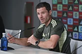 Xabi Alonso y el mercado del Madrid: "Ceballos se queda. Vamos a esperar, pero es probable que la plantilla esté cerrada"
