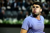 Si no se puede divertir, sólo le queda ganar: Alcaraz ya está en octavos del Masters 1000 de Roma
