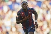 Etta Eyong, el goleador del Levante que se crió en el tenis y enamorado de 'Bola de Dragón'