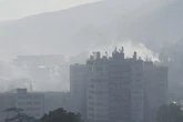 El fuego en Marsella continúa activo, pero baja en intensidad y desconfinan a los vecinos