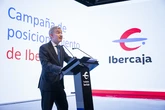 Ibercaja vuelve a sus orígenes, recupera sus colores y aleja cualquier posibilidad de salida a bolsa