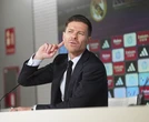 Manual de instrucciones del entrenador Xabi Alonso: "Mete mucha caña táctica y es muy exigente. Los jugadores volverán a la escuela"
