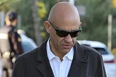 La Diputación de Badajoz consolida la plaza a medida para el ex asesor de Moncloa amigo del "hermanito" de Sánchez