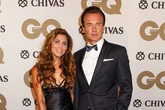 Los tres matrimonios de Julian McMahon: una hermana de Kylie Minogue, una 'vigilante de la playa' y la mujer que lo acompañó en su cáncer devastador