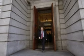 El juez considera legal que Montoro conociera datos fiscales de rivales políticos: "No nos encontramos ante un delito"