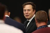 Elon Musk, Peter Thiel y Steve Bannon, documentados en reuniones que planeó Epstein