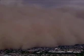 Una tormenta de arena engulle varias poblaciones de Arizona