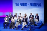 El PP pasa al ataque contra Vox en inmigración e igualdad en plena pugna por el voto