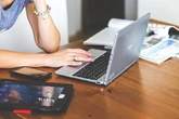 Giro de 180º: el Estatuto de los Trabajadores lo deja claro y desconectar del trabajo ya es un derecho oficial