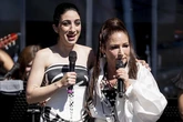 El difícil camino de Gloria Estefan para aceptar la homosexualidad de su hija Emily: "Si se lo dices a tu abuela y se muere, será culpa tuya"